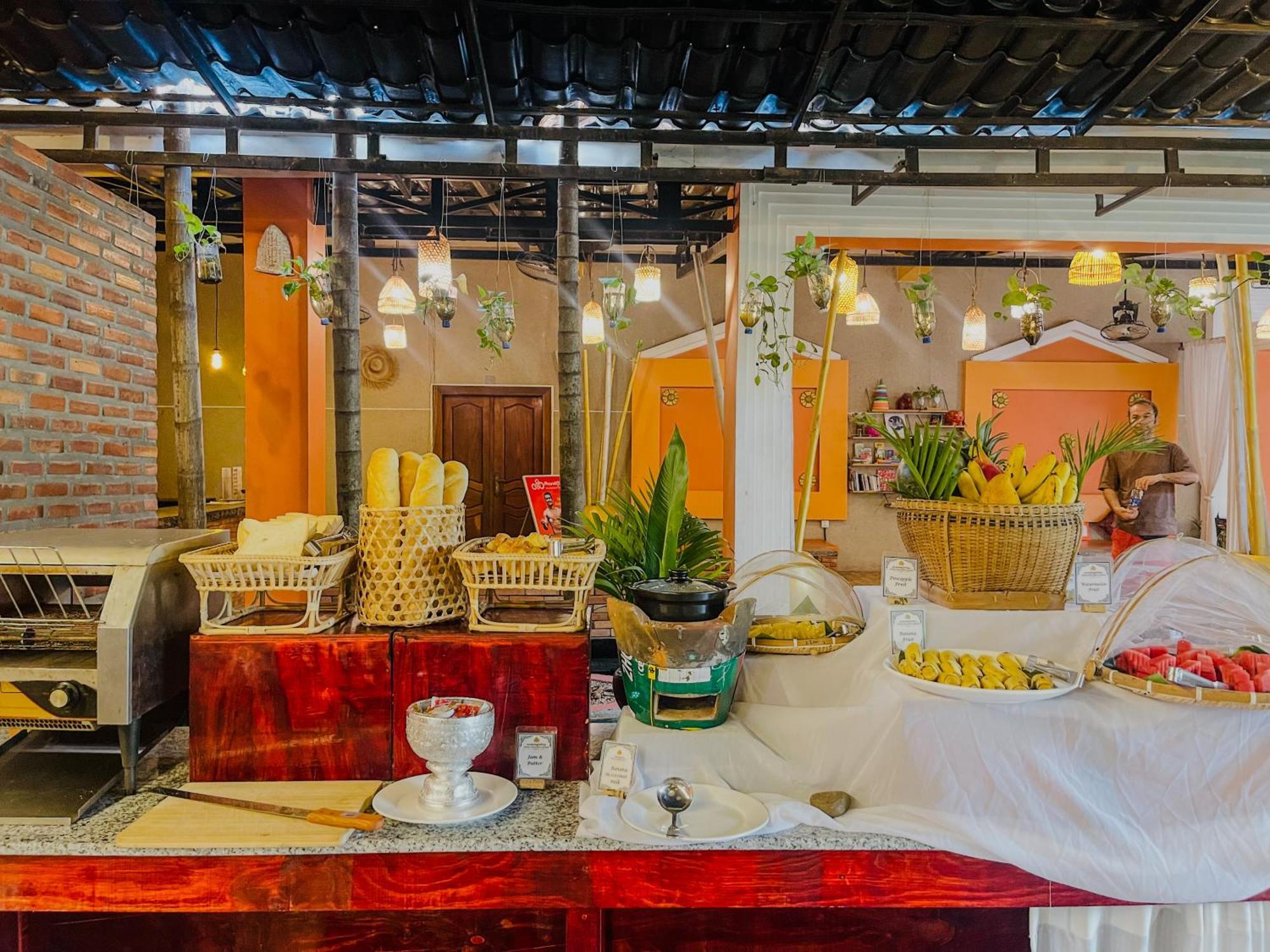 Central Privilege Hotel Siem Reap Esterno foto