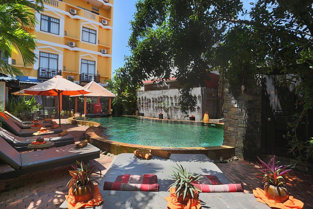 Central Privilege Hotel Siem Reap Esterno foto